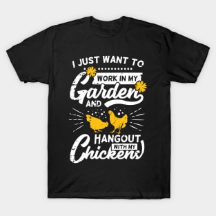 Backyard Chicken Farming Farm Farmer Gift T-Shirt